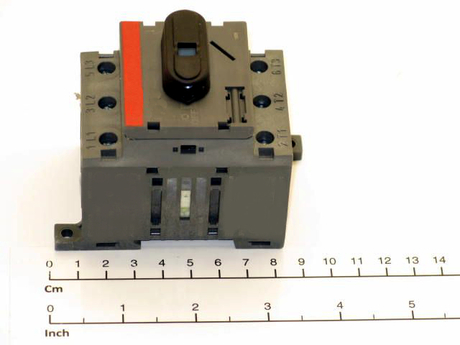 52411024 LOAD BREAK SWITCH