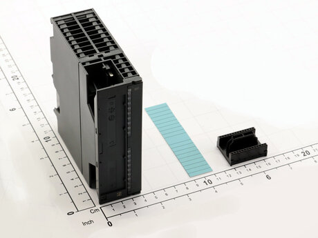 6ES7332-5HB01-0AB0 ANALOG OUTPUT MODULE