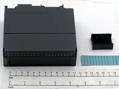 6ES7332-5HD01-0AB0 ANALOG OUTPUT MODULE