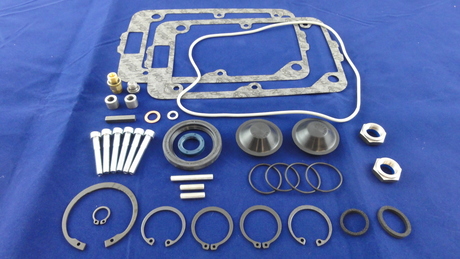 83513933 GEARBOX SEAL SET