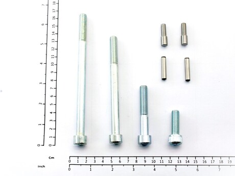 M0005496 FIXING SET